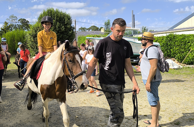 Pony activity at the family campsite at Abri de l’Océan in southern Brittany