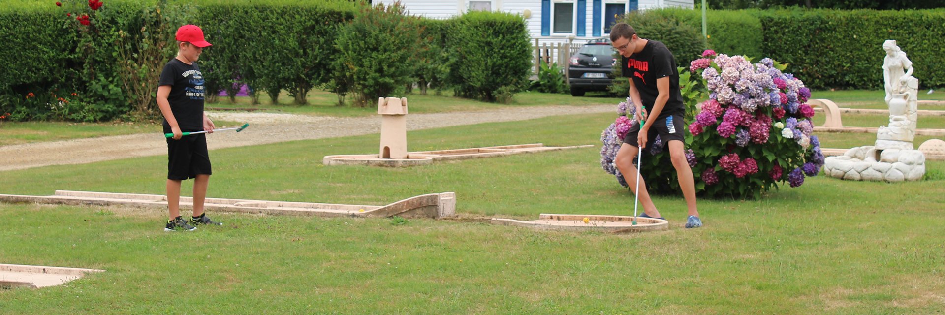 Mini-golf: leisure and relaxation at the family campsite in South Finistère at L’Abri de l’Océan