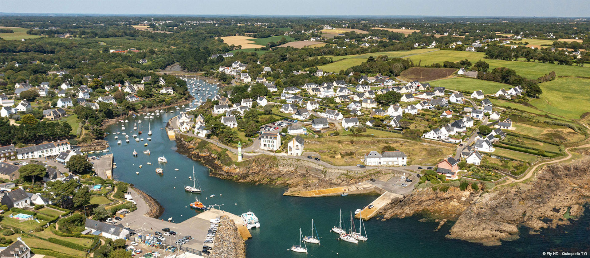 Vue aérienne du port de Quimperlé, situé à proximité du camping familial en Bretagne sud à l’Abri de l’Océan
